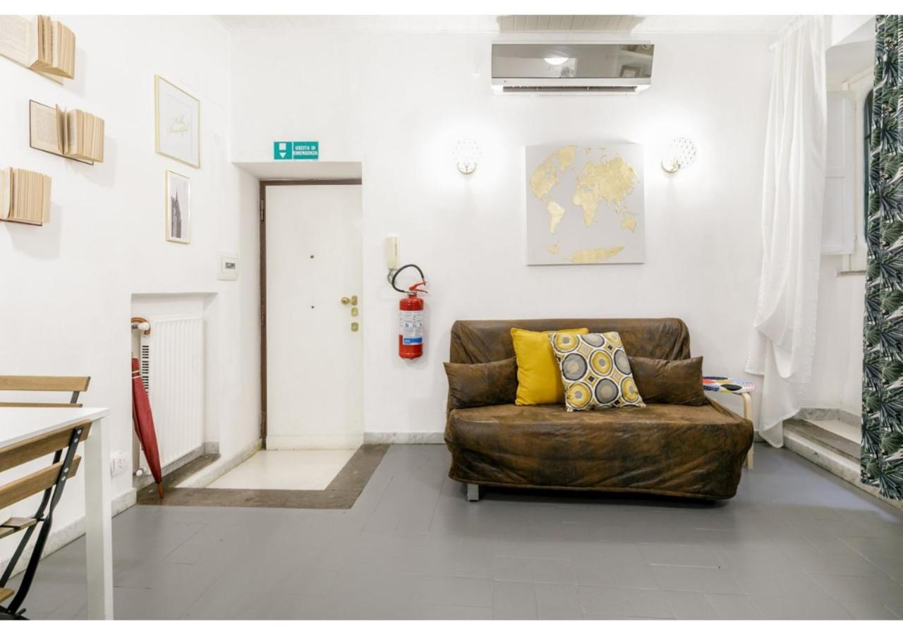 Pied-A-Terre Domusuite Rhome Colosseo Rome Exterior photo